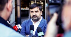 Luca Palamara, parla con i giornalisti davanti la Cassazione mentre à‹ in corso la riunione del comitato direttivo centrale dell'ANM, Roma 20 giugno 2020. ANSA/FABIO FRUSTACI?